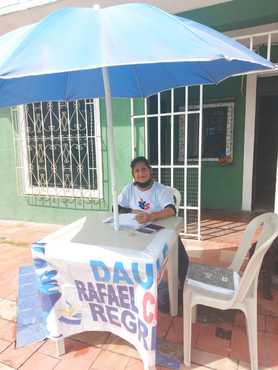 Distrito4G's tweet photo. #BasesDeLaRC5 en territorio 
Las #BrigadasProvincialesRC5 liderada por @JessekaVasquezR en el canton Daule siguen trabajando ,visitaron el recinto los quemados de la parroquia Juan Bautista Aguirre .
#UneteALaRC5 
@MashiRafael 
@ArturoJEscala 
@RC5GuayasDP 
@VeroGuevarav https://t.co/Wl7KRhcjhM
