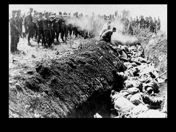 MasterOfPsy's tweet photo. "Ten million people – more than a quarter of the population – have now fled their homes in Ukraine due to Russia’s “devastating” war, the head of the @UNRefugeeAgency , @UNHCR, said today."

#HitlerToday
#PutinIsaWarCriminal 
#UkraineHolocaust 
#PutinsWarCrimes 
#GenocideToday https://t.co/0nvKvHI5ai