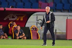 Non esse morti prima ha anche i suoi perché. #DerbyDellaCapitale #Mourinho