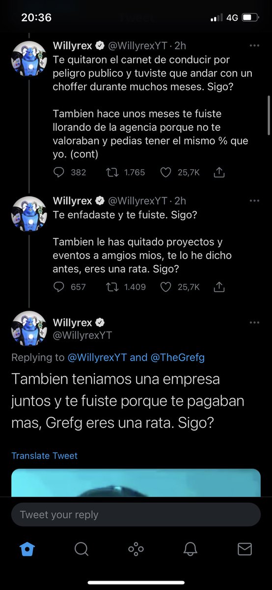 bu0's tweet image. Parecen 2 niños peleando