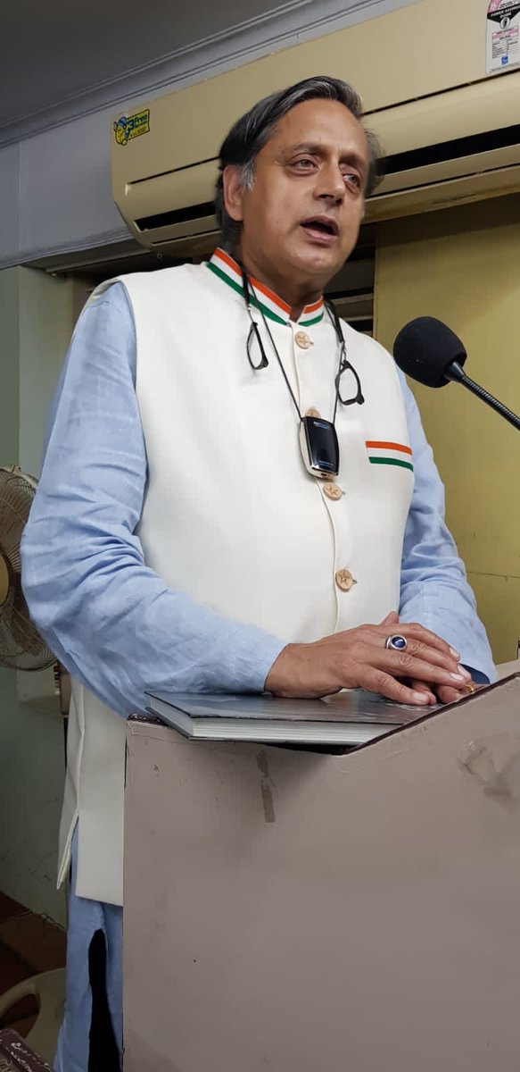 ShashiTharoor's tweet photo. Delighted to launch “Collective Conscience”, a book by artist ⁦@deepanath40⁩, at the Thiruvananthapuram PressClub &amp; to engage in conversation w/her on her work for orphans &amp;destitute children. ⁦@SobhaViswanath⁩ of ⁦@WeaversVillage⁩ presided &amp;gave me this jacket! https://t.co/tBkcPIhJr4