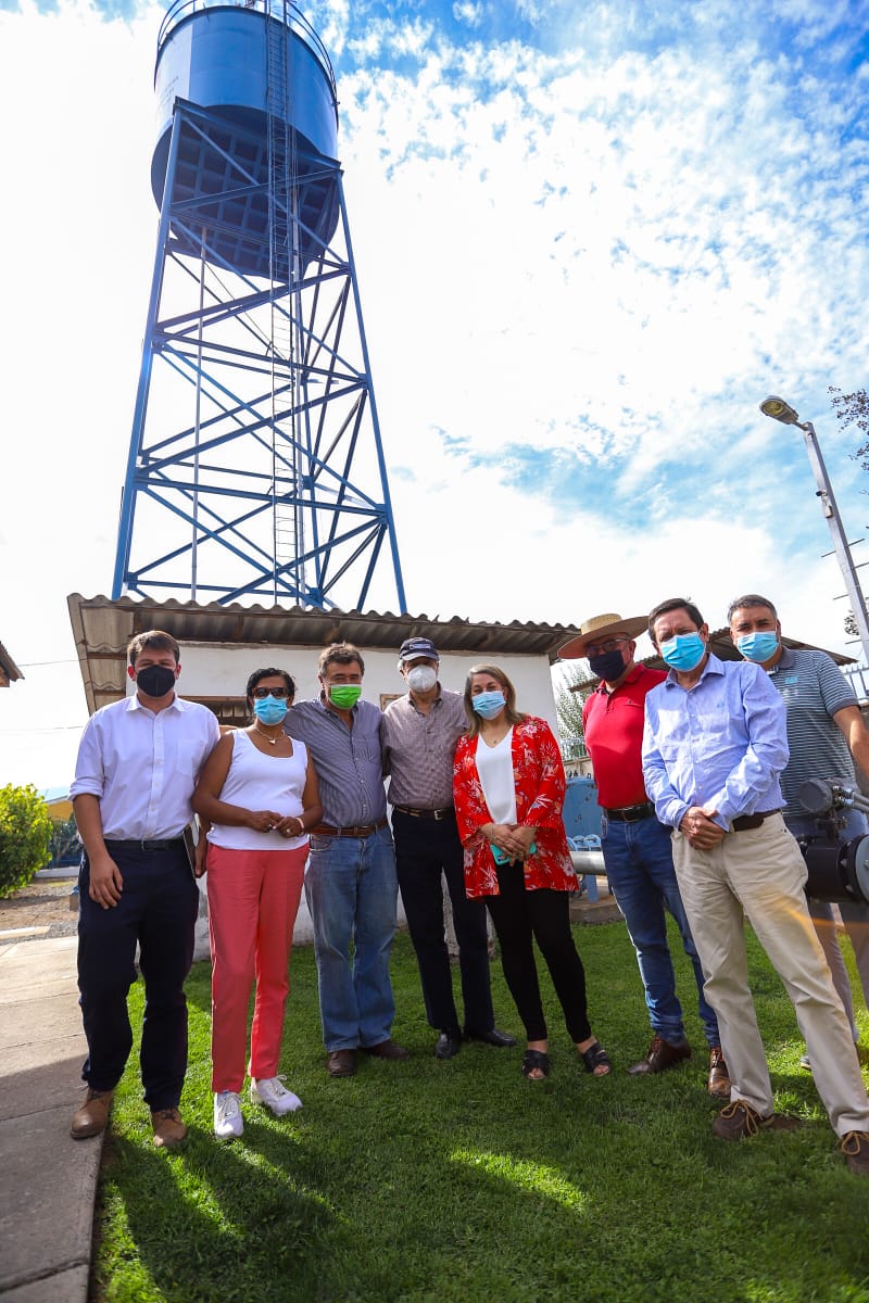tvalenzuelavt's tweet photo. Tuvimos una gran jornada en terreno en Placilla 💪🏻 junto a la Confederación Nacional de Trabajador@s Agrícolas y Rurales #Conatrar 👩🏻‍🌾👨🏻‍🌾 y con APR Manantiales💧🤝 #Placilla #Sábado https://t.co/7k3r3r2jSj