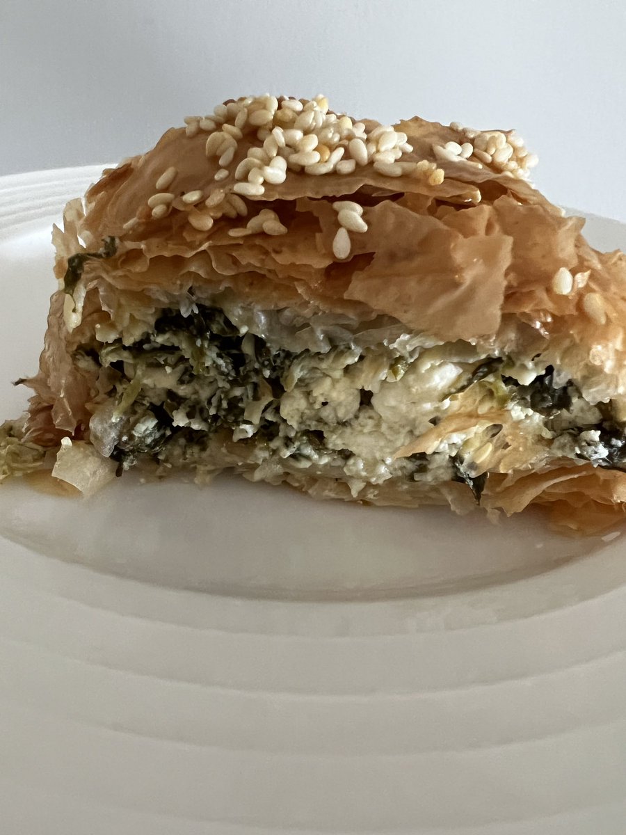 cooking_kathy's tweet photo. Spinach and feta Bundt ➡️ deliciousness! 😋 https://t.co/Iq9l8BYr40