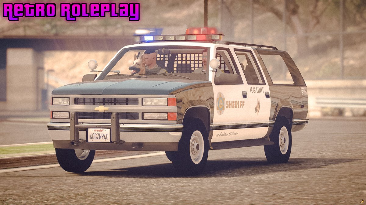 RetroRoleplay5M's tweet photo. Some recent pictures sent in from the currently ongoing 90's patrol's! As you can see we have some new designs and versions of things as well as an image showcasing some civilian life roleplay! Alongside a merry weather security car! https://t.co/zY3GfQfSCJ
