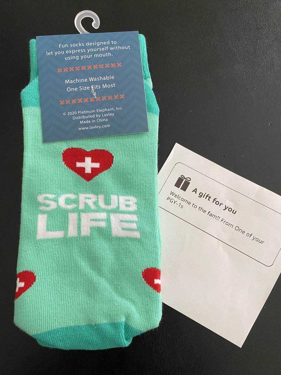 Thank you so much to the sweet angel who got me these socks off my <a href="/medgradwishlist/">#MedGradWishlist</a> 💜❤️💜❤️💜 #myfeetthankyou 🧦