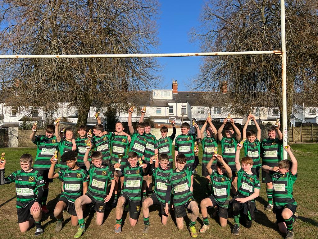StPetersMandJ's tweet photo. Many thanks for Llandaff North @LNRFCHornets for hosting a wonderful @CardiffDistrict tournament. Huge congratulations to our u13s who came away with the cup! Well done to llanharan u13s @rfc_mini winning the plate https://t.co/gJJZ380Uh6