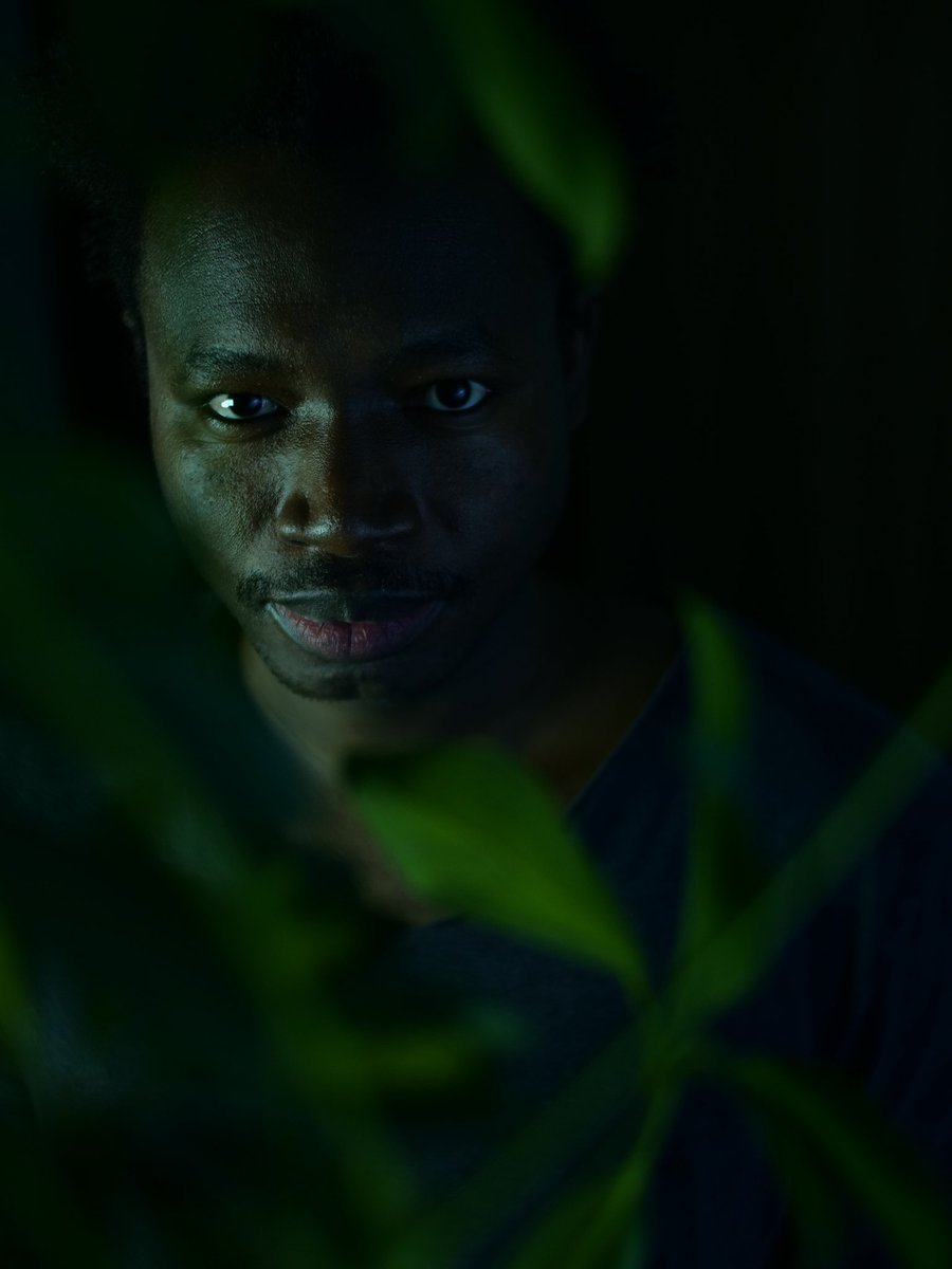 Eugene07tine's tweet photo. #modeling for a friend of mine.
#SCIENTIST
#modelscientist
#blackinneuro https://t.co/QvwG7JMeMD