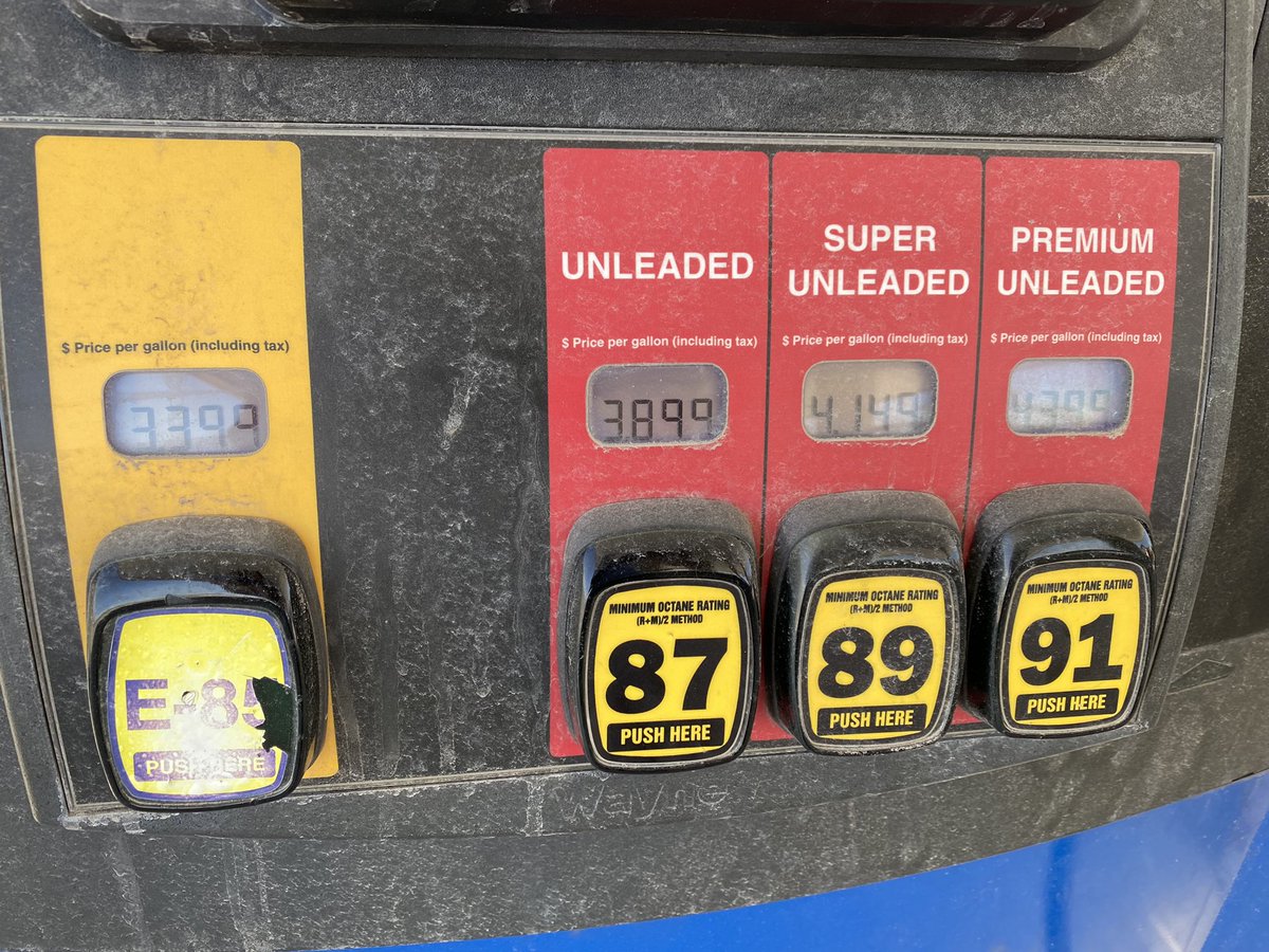 KMBB51's tweet photo. Another happy fill-up, the yellow hose at Breaktime saved me 50cents per gallon! #e85 #ethanol #breaktime #getbiofuel https://t.co/y3UUoZibHN