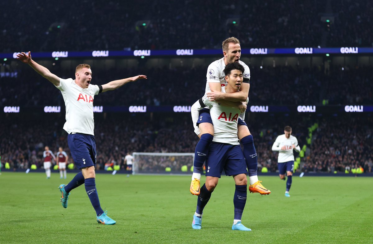 HKane's tweet photo. Great feeling! Back to back wins at an important time. Big push after the international break 💪 https://t.co/adhrQIu03w