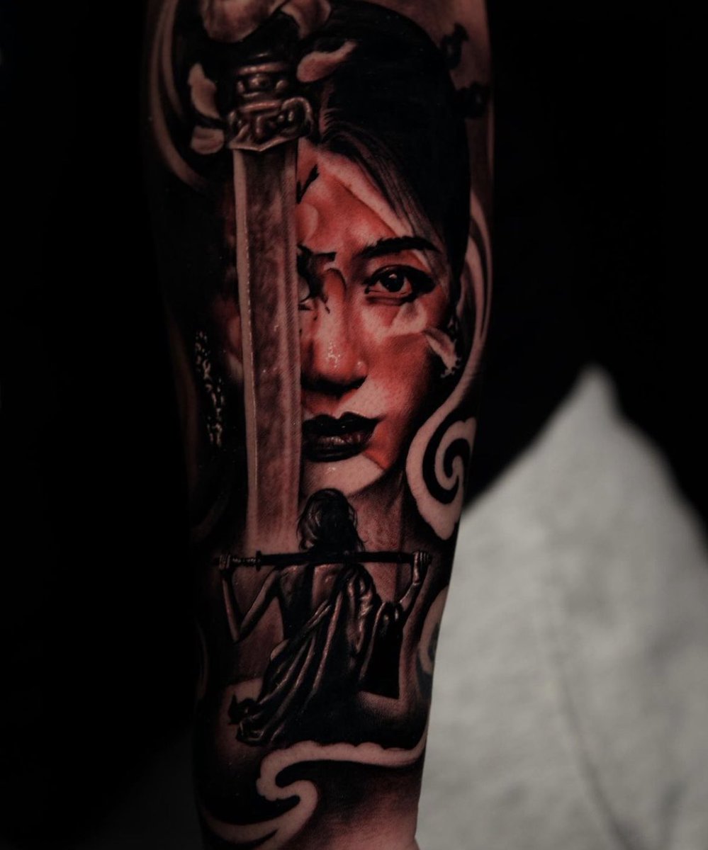 neicha8's tweet photo. new tat i just got done hope y'all like it as much as i do 🤞🖤🔥 https://t.co/7qR8n9f2pw