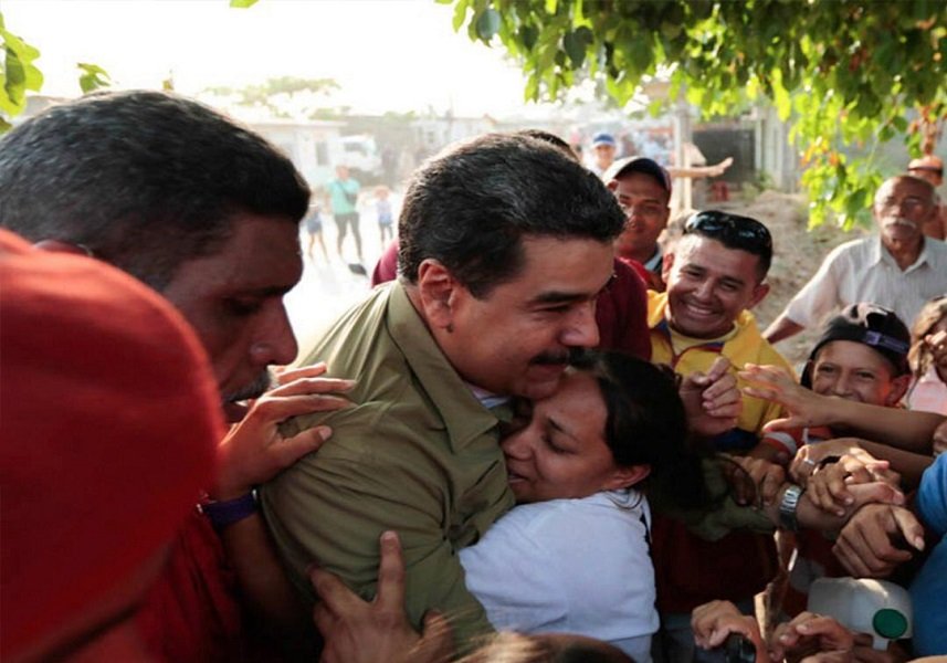En Venezuela siguiendo el camino que inicio el Comandante Chávez,  nuestro Presidente @NicolasMaduro garantiza  el estado de bienestar social a su Pueblo.
¡Feliz Día Internacional de la Felicidad❗
#ViveAVenezuela
@NicolasMaduro 
@CISPresidencial 
@AnibalCoronado9