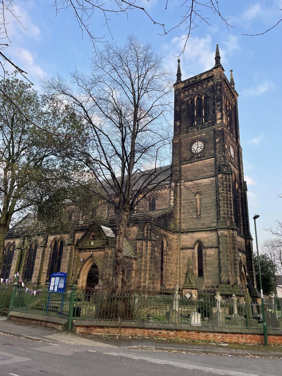 andyemerton's tweet photo. Delight to licence &amp; install @GarrethFrank as priest in charge @HTLenton this evening. Great to see so many friends, fellow clergy &amp; those from @StNicsChurch gather in support. Brilliant sermon from @RevJHalstead 
#mightythingshumbly https://t.co/70Ux9vZ8QL