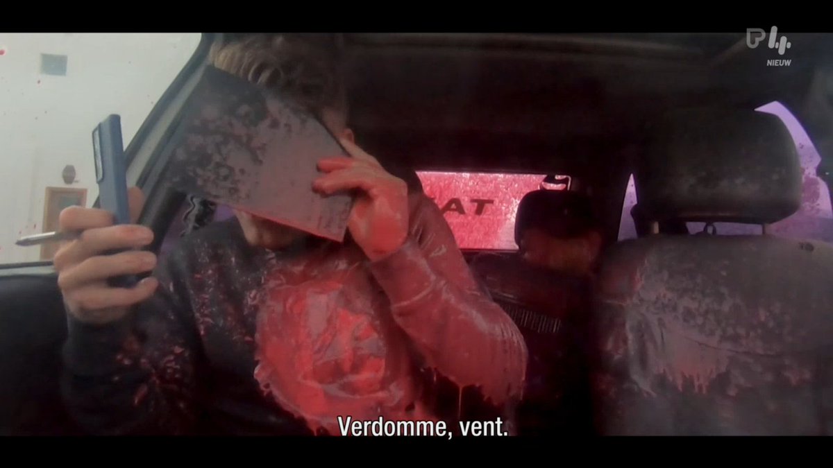 JLoeys's tweet photo. #DeMol 
In het derde kleuterklasje is Jens gaan lopen met het liefje van Gilles De Coster en dit is de langste wraakactie ooit. Volgende aflevering wordt hij aangereden door een bus. https://t.co/zwMzQSJYLK