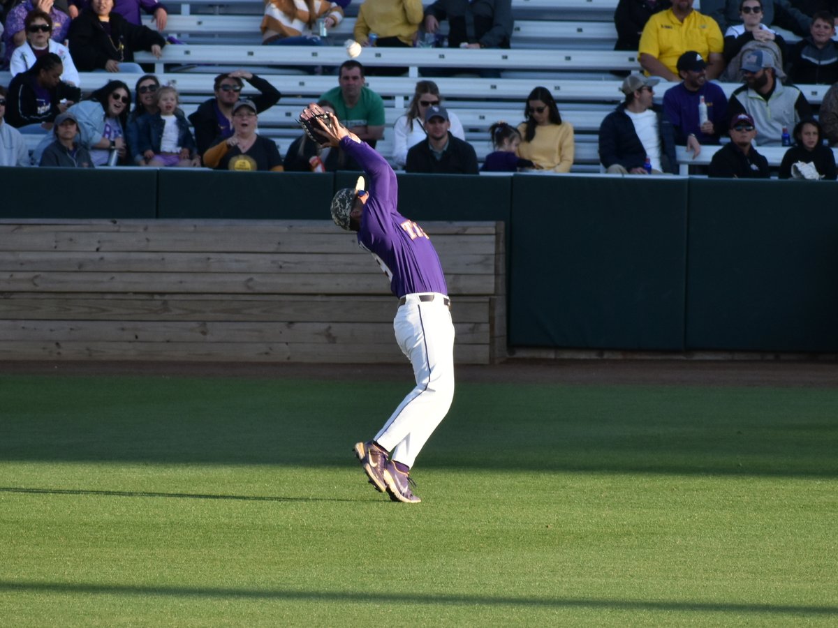 AlexattheBox's tweet image. Here are week 41's photos
#LSU #BaseBall
