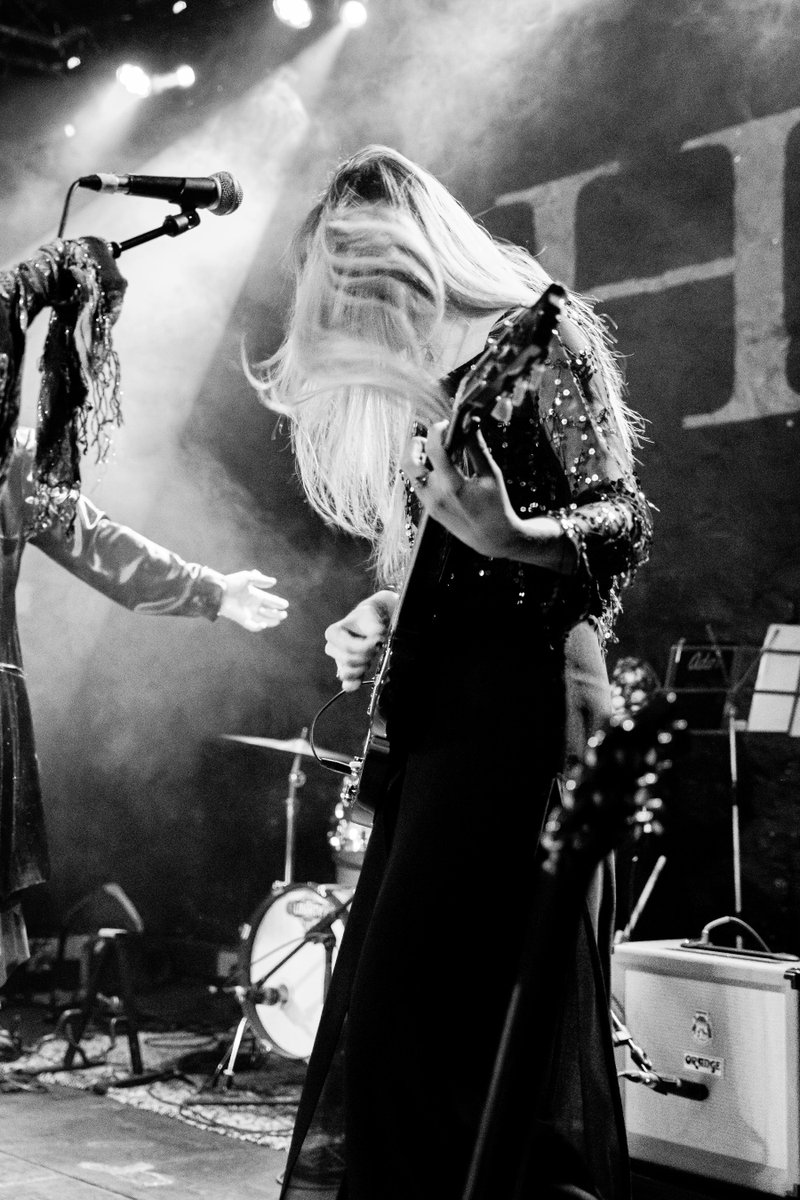 Orangeamps (@orangeamps) on Twitter photo "I finally brought the Rocker 15 to the stage after recording for the past year. I’m still in love with that warm orange tone and the diversity of such a light powerful amp." - <a href="/SamanthaDurnan/">Samantha Durnan</a>.
orangeamps.com/products/guita…
📸: Konrad S Leader. "I finally brought the Rocker 15 to the stage after recording for the past year. I’m still in love with that warm orange tone and the diversity of such a light powerful amp." - <a href="/SamanthaDurnan/">Samantha Durnan</a>.
orangeamps.com/products/guita…
📸: Konrad S Leader.