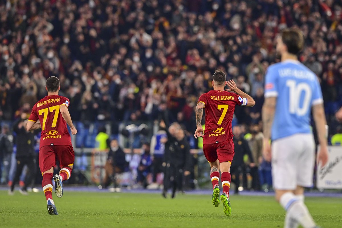 Forza Roma Sempre!💪🏼❤️<a href="/OfficialASRoma/">AS Roma</a> #ASRoma #RomaLazio <a href="/SerieA/">Lega Serie A</a>