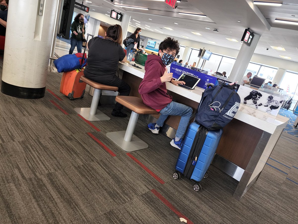 Roskosky90's tweet image. Day 5 (Part deux): hanging out at Logan..... heading home (on plane now). Thank You Boston and @EFExplore for a great 5 days. @Barbpete2 @MrsFelch221 @EagleJudge91 @PedroGalaviz9 @CanutilloMs @CanutilloISD  #ItWasFun #AdventuresInLearningInBoston #CampusOfChaMpionS