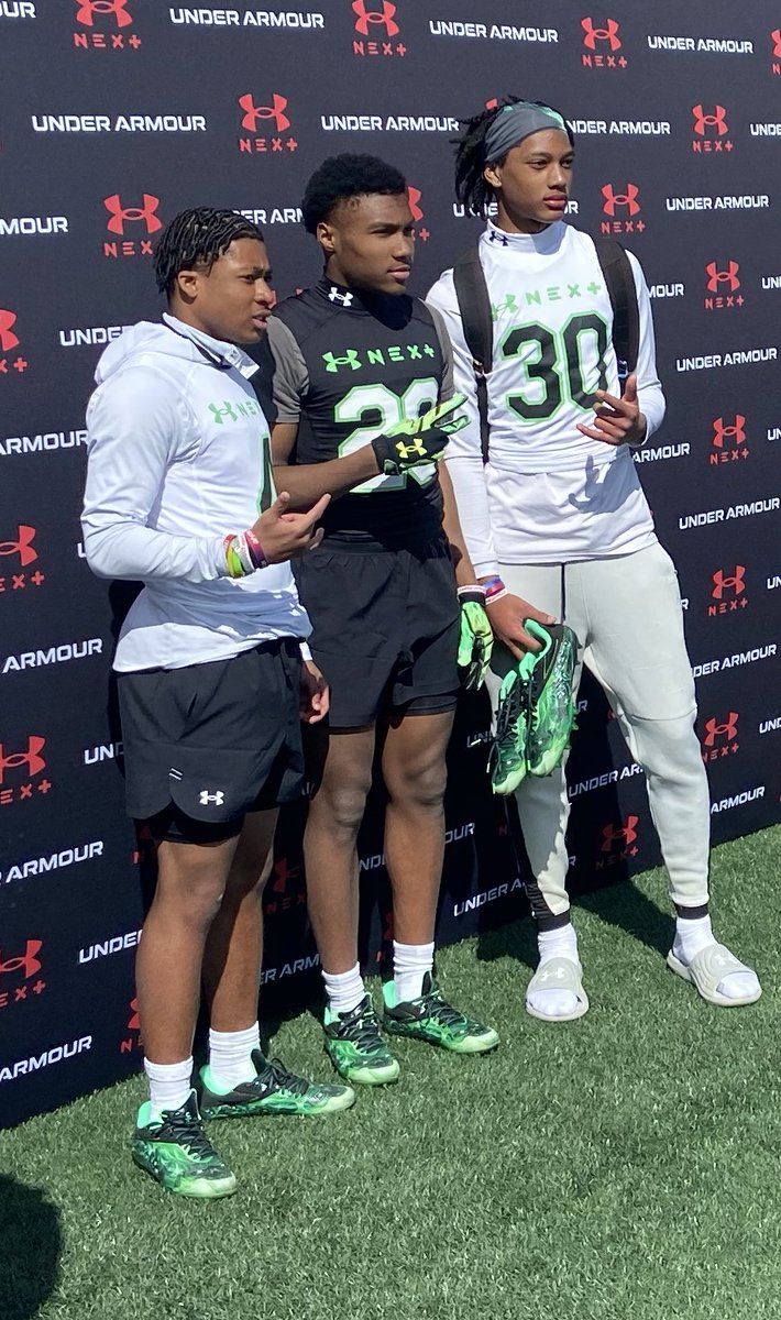 NicholsT24's tweet photo. All glory to god
thanks for the opportunity
@DemetricDWarren
@TheUCReport @247Sports
@PrepRedzoneOH @AllenTrieu
@CoachKRJones @CoachBerry3211 
@ChrisHenryJr @DantrellMoses1 https://t.co/pN24XGKF0m