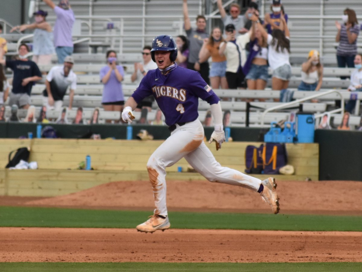 AlexattheBox's tweet image. Here are some more photos!
#LSU #Baseball