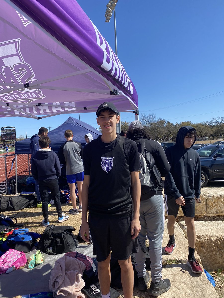 SMH_Track's tweet photo. Sophmore Chris Chan had an amazing day at the Holy Cross Knights Relays Meet! He started the day strong taking second place in the Varsity 3200m with a time of 10:27.65! He also won 1st 🥇 in the Varsity 800m with a time of 2:04.67! Amazing job Chris! #gobarons #Barons_ShieldsUp https://t.co/GzUkkwPI8K