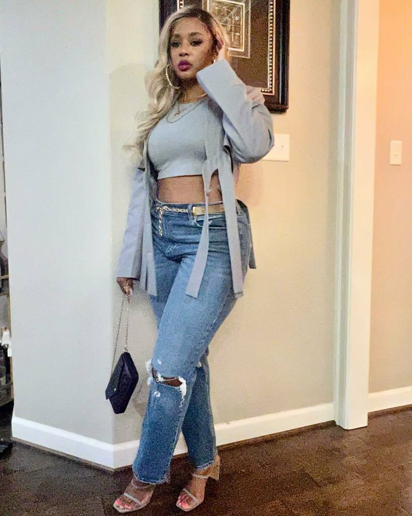_stylekita's tweet photo. For 2022 I'm speaking success for me and all my ladies out here grinding. It's a new year, with new goals, and more accomplishments! Now let's get it!!
.
#style #ootd #blackgirlfashion #outfits ##LTKcurves #LTKfit #LTKshoecrush #LTKstyletip #liketoknโฆ https://t.co/fVBPLXGtYk https://t.co/lyYeYFDVEH