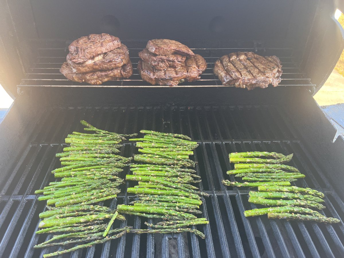 ENormus's tweet photo. When it’s finally #warmenough to #grill on the #weber #genesis https://t.co/ewfhFVQsGm