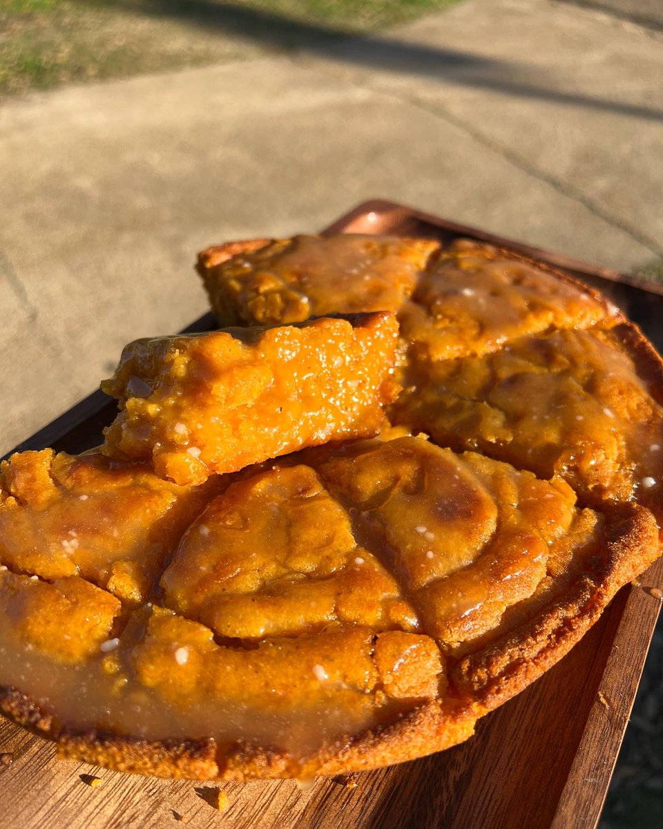 teslaRoadstar42's tweet photo. Sweet Potato Cornbread with a Honey Butter. https://t.co/5HwvZGfQO8