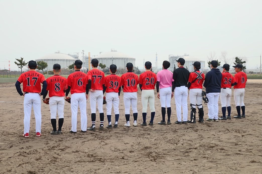 10Bonds's tweet photo. .
3/3.4 フルサト都市対抗野球大会

結果は32チーム中4位でした🎉

1回生の大活躍により、以前より打撃がパワーアップしてたくさん点を獲ることができました！！

毎試合緊迫した試合でとても楽しかったです😆
　
#春から近大
#近大新歓
#近大野球サークル
#近畿大学 https://t.co/Kq6wLSVfL9