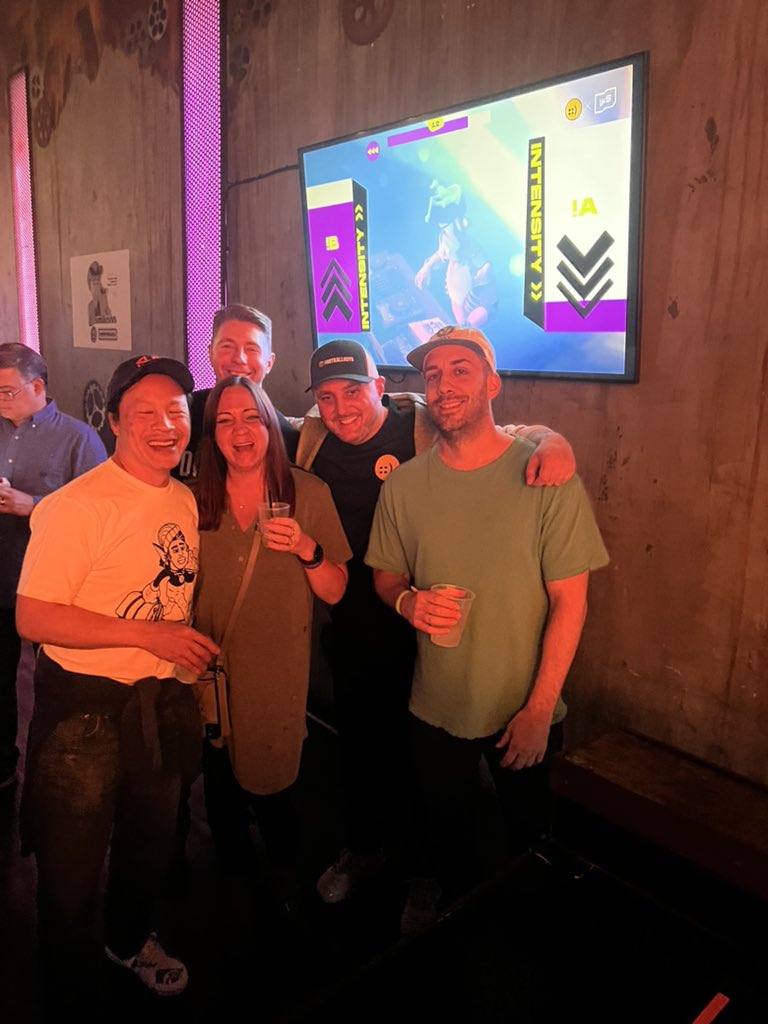 Shoutout to <a href="/giovannigussen/">giovanni</a> <a href="/all_smilesss/">waheed_zai</a> <a href="/Versuhtyle/">Versuhtyle</a> <a href="/NFT_ish/">Trish (previous handle)</a> <a href="/Verifrydd/">verifryd</a> and the whole <a href="/smilesss/">smilesss</a> crew for a dope #sxsw event last night … A🔥 IRL event with 🔥 performances … 2022 is just getting started!