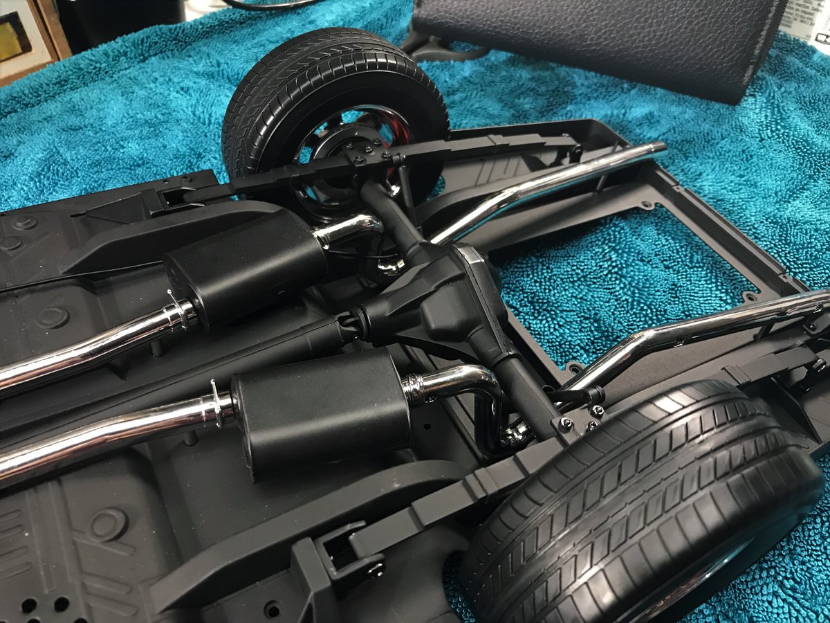 gurufoxx's tweet photo. Today's live stream progess on the @FanhomeUK #Dodge #Charger...two wheels good, four wheels MUCH better! Also I got to play with nuts.

#Dodgecharger #FANHOME #musclecar #FastandFurious #partwork https://t.co/UmAWBe7ENc