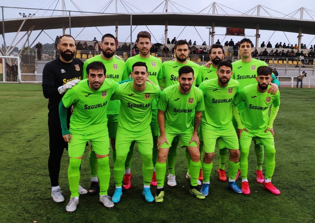 almoradi_club's tweet photo. ¡#LaNostraCopa!
@atmoncadense 1 🆚️ #CDAlmoradi 1
⚽️ @franconfi
Se acabó el sueño de la Copa tras caer en la tanda de penaltis.
#VamosAlmoradi 💙❤ https://t.co/6tktWaNzmu