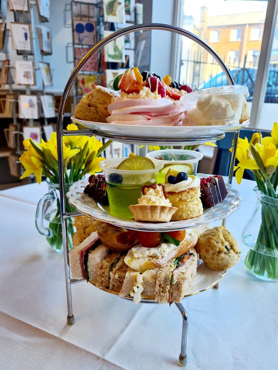 Fully booked for tables for our Mothers day afternoon tea next weekend, but we are still taking orders for takeaway until Wednesday 
#afternoontea #cake #MothersDay #treat