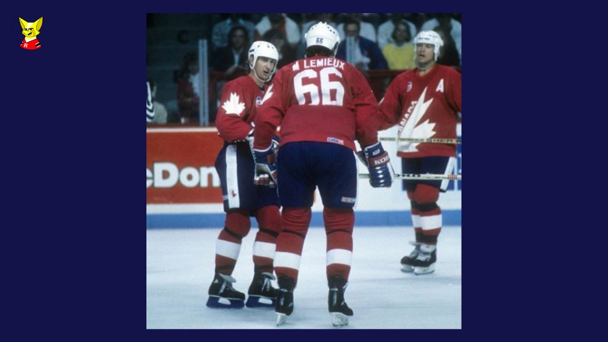 CallmeHokki's tweet photo. One picture, three legends 🔥🔥🔥

#NHL #StanleyCup #memes2021 #videos #CBJ #LGRW #NJDevils #Yotes #Canucks #TimeToHunt #ALLCAPS #NHLBruins #LetsGoBuffalo #TexasHockey #NYR #VegasBorn #LeafsForever #NHLBruins #Blackhawks https://t.co/PikoJAx3i4