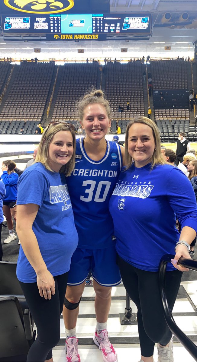 Still speechless!!! Heck of a win over the HAWKEYES!! #SweetSixteen <a href="/_morggaaannnnn/">Morgan Maly</a> <a href="/NicoleGierhan/">nicole gierhan</a>