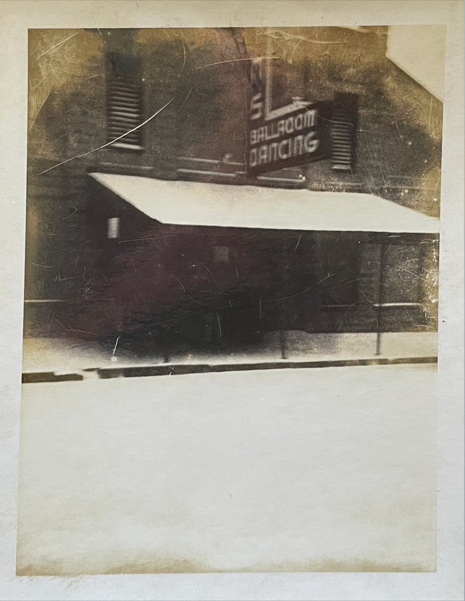 EmbosDoc's tweet photo. January 12, 1978: the night that punk invaded the Great Plains. A few disturbed fans from Wichita were there.
#embosdoc #theembarrassment #postpunk #thesexpistols #cainsballroom #anarchyinthegreatplains https://t.co/G5hIhxiXCx