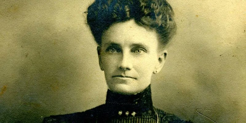 HistoryNSW's tweet photo. Researching your female ancestors can be challenging. As part of #WomenHistoryMonth, Hawkesbury Library Service is running an online session with some helpful hints to help you on your way. Time: Wednesday 23 March @ 6:00 pm. Learn more: https://t.co/XRSSw15QbI #EventsInHistory https://t.co/AsB0vR6ABa