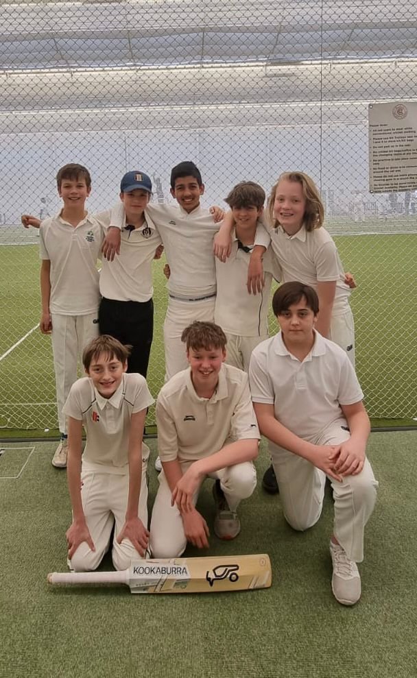 Hugely proud of our U13s for their brilliant performances throughout their indoor campaign. They showed grit throughout, performing amazingly all the way till the end. Although they fell just short, they were a team throughout the club extremely proud!🏏
#shcc #nxtgen #cricket