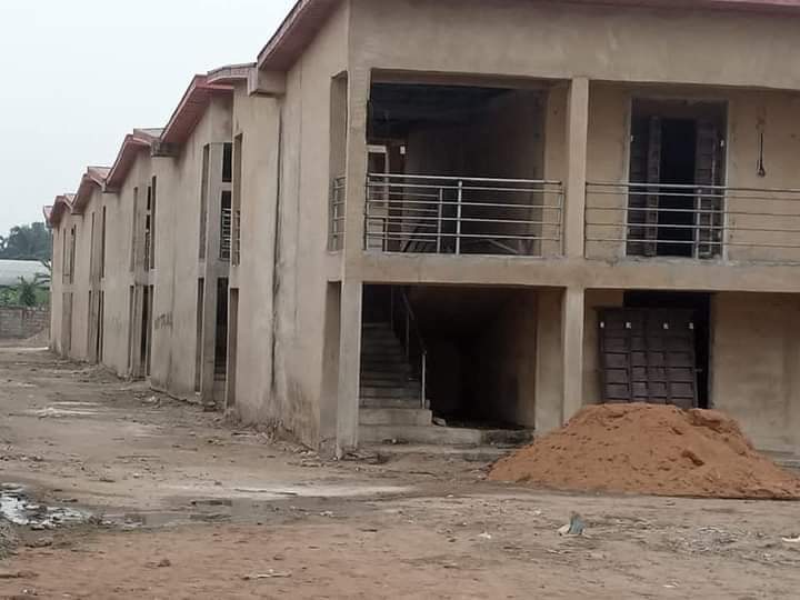 AbiaMinOfInfo's tweet photo. New mechanics village, Ovom, ready for business.

The REBUILDER, @GovernorIkpeazu tells   Mechanics &amp; Motor Parts Dealers in Aba town to prepare for relocation.
#Rebuilder365 

@ChinnayaM @chinef2000 @channelstv @chuxgrant @NorahOkafor @DivineNwankwo82 @IkechukwuIroha @ https://t.co/B7Hrsq6lWE