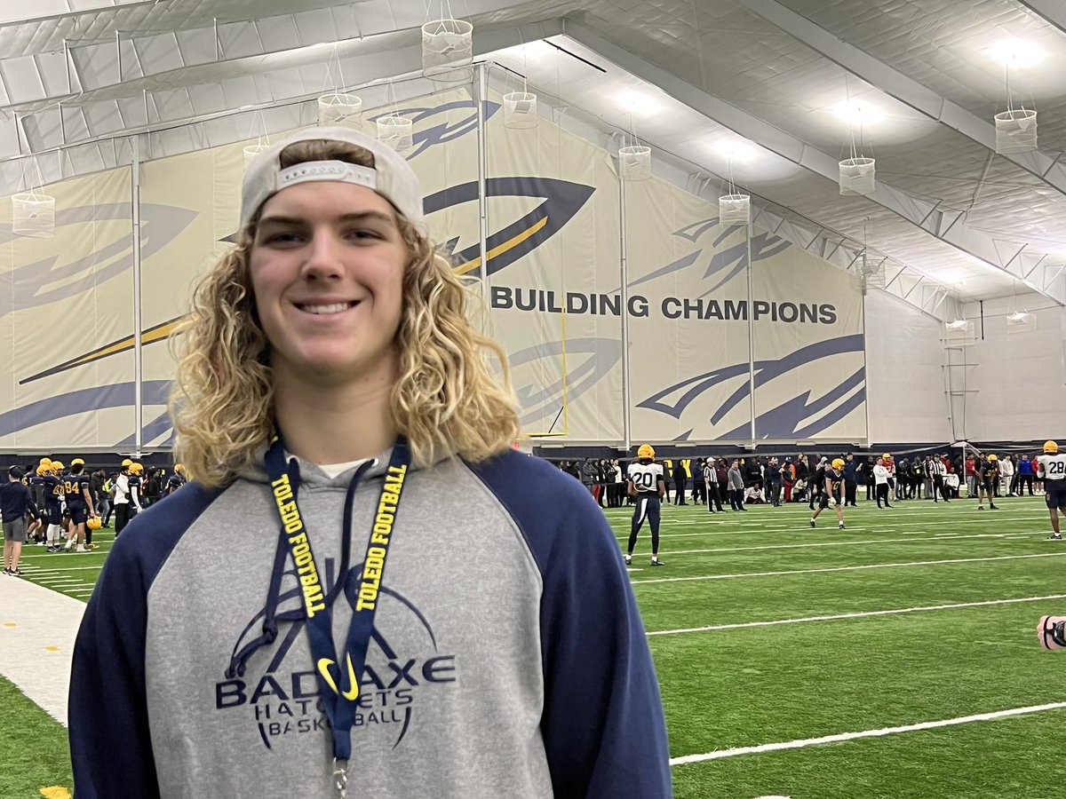 Thank you <a href="/Coach_Staten/">Mark Staten</a> @RickyCicconeUT <a href="/CoachCandle/">Jason Candle</a> for inviting me down to <a href="/ToledoFB/">Toledo Football</a> yesterday.  You have some amazing staff  and it was fun watching your practice.   <a href="/power5football2/">@power5football</a> <a href="/AthletesEdgeUSA/">Athletes Edge USA</a>