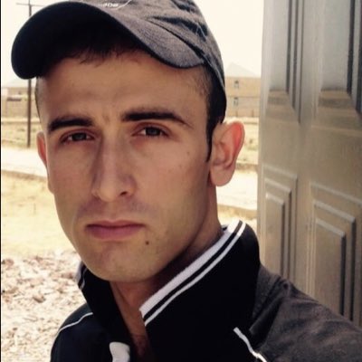 VElxan's tweet photo. #YeniProfilResmi https://t.co/0QMKOEmjHu