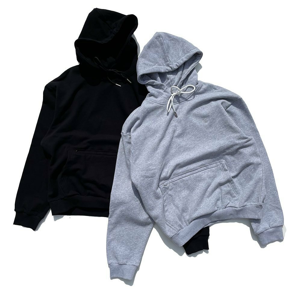 _allyear's tweet photo. Robin Hoodies are now live on our website!
-
We’ve updated our classic Robin  hoodies with the weight and fit. It is more of a loose fit, not oversize. Featuring the original pouch pocket. Don’t miss out on the classic color ways.
-
Our site are only acc… https://t.co/zf3tvq9p8i https://t.co/QZ4sm7Fegb