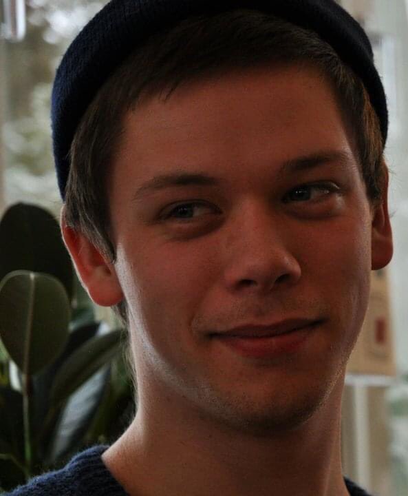 FidelKassler's tweet image. Nås av beskedet att en god vän förlorade sin kamp mot cancer igår endast 31 år gammal.

Tack för skratten och värmen Mattis, jag kommer sakna dig så jävligt.