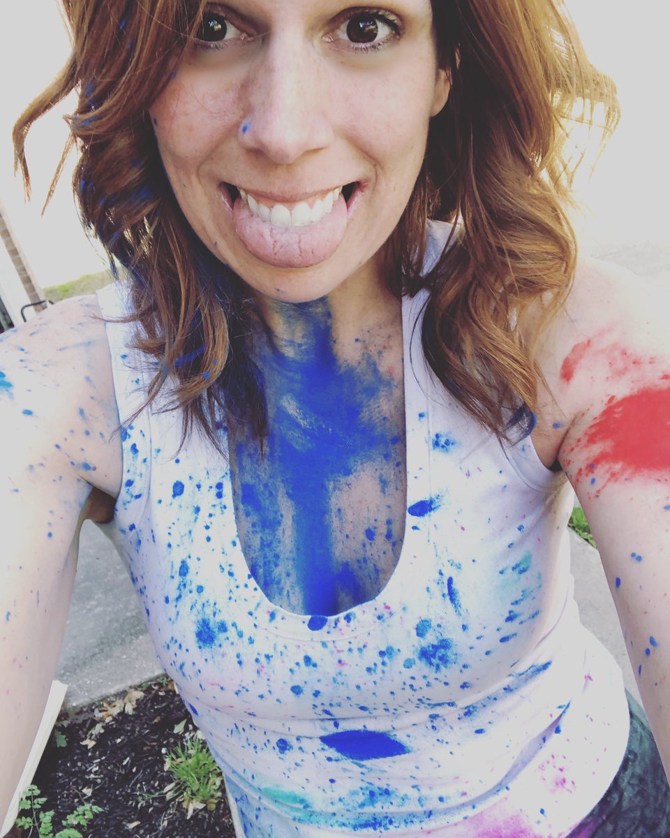 MaggiMayfield's tweet photo. Hot mess vibes.
#stopsayingsorry #sorrynotsorry #parody #comedy #bts #atxlive https://t.co/2BrBXTNG7T