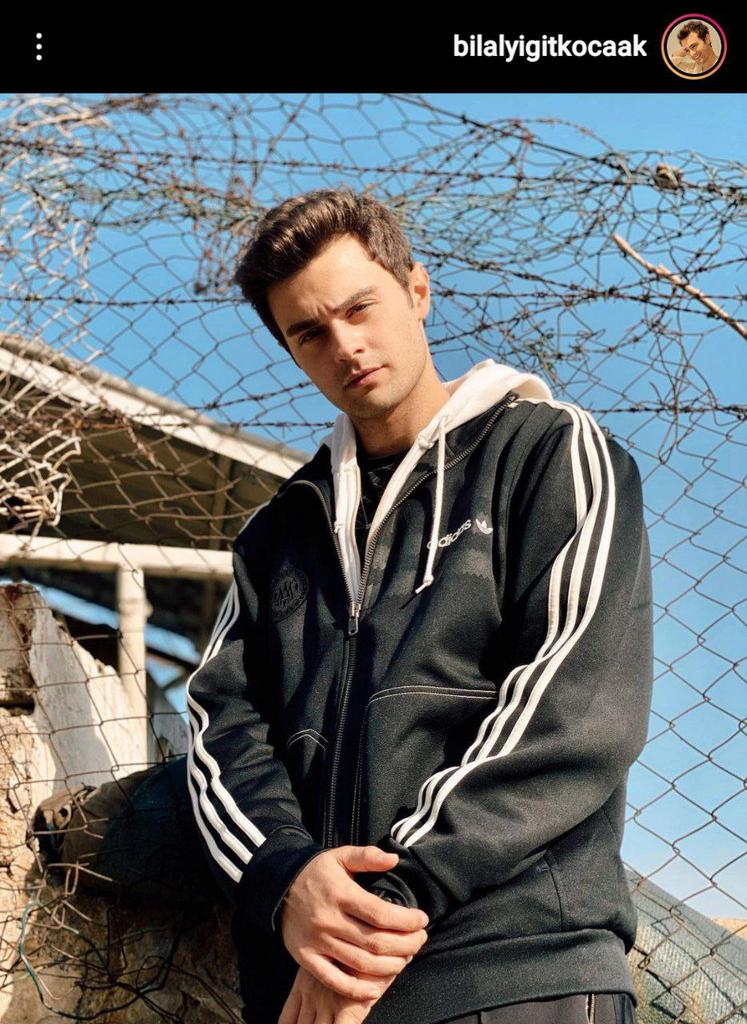 somyy84's tweet photo. Offff yaaaa🥺👌😎😎😎
#YiğitKocak 
#oemereren https://t.co/WXLwREHGMS