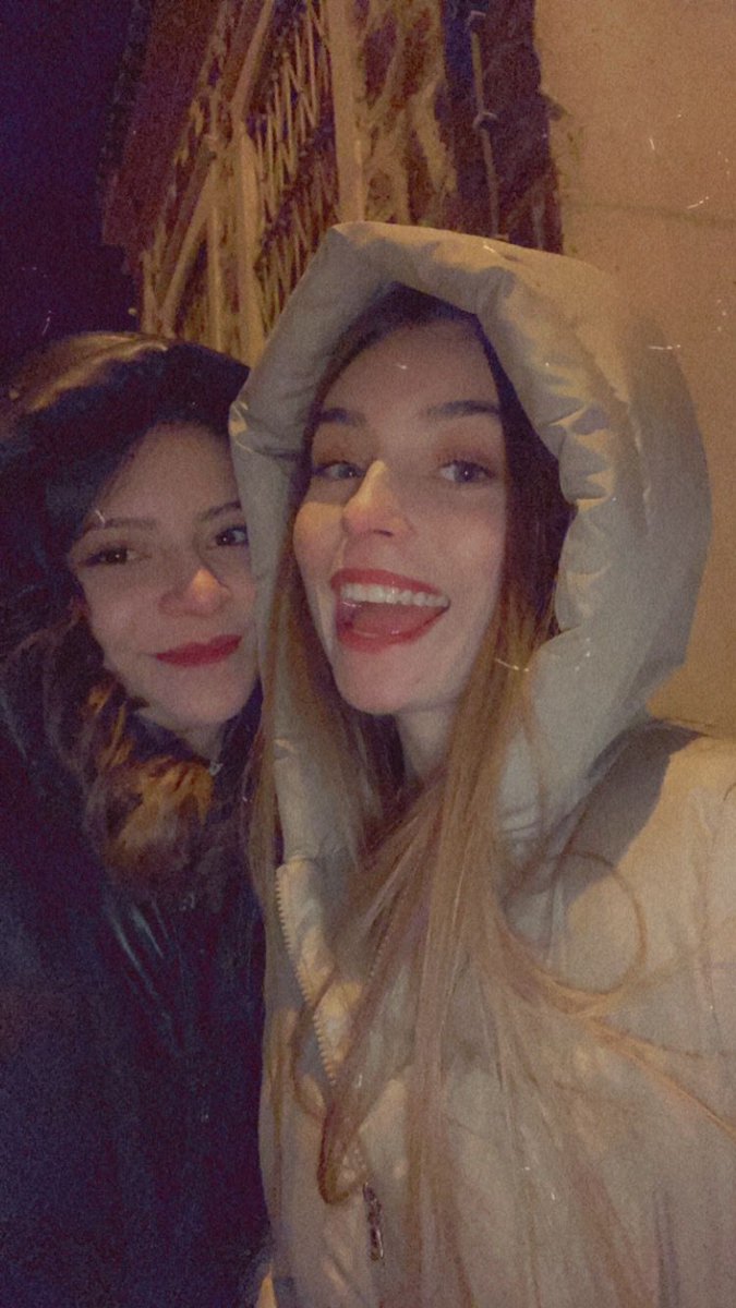 rumeysa__kygsz's tweet photo. best cousin💅💅 @ummuakkass01 https://t.co/7IioBFNbar