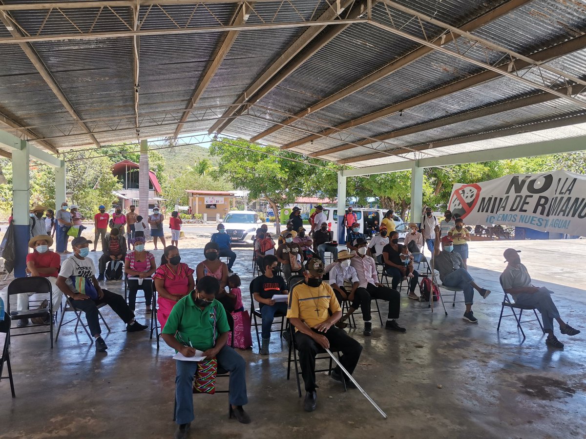 CarlosCalyRuiz's tweet photo. Participando de reunión en defensa del Río Santa María, y apoyando la iniciativa de No a La Minería en Panamá. En el Distrito de San Francisco, San Juan. #Remance https://t.co/wYn8gRCcUo
