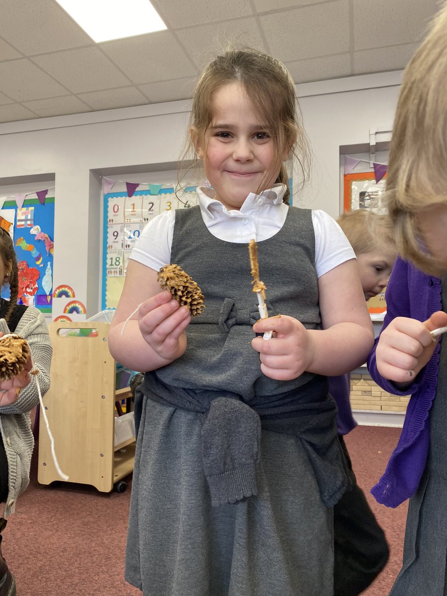MrBlairBPS's tweet photo. ππ¦ Bird feeders π¦π
We took part in the #Wildchallenge. We made our own bird feeders using pine cones, peanut-butter & bird seeds. We then hung them on tress in our playground π
@RSPBScotland
(2/3)
#BPSOutdoorLearning #Wildchallenge https://t.co/lTT3y6T4Yb