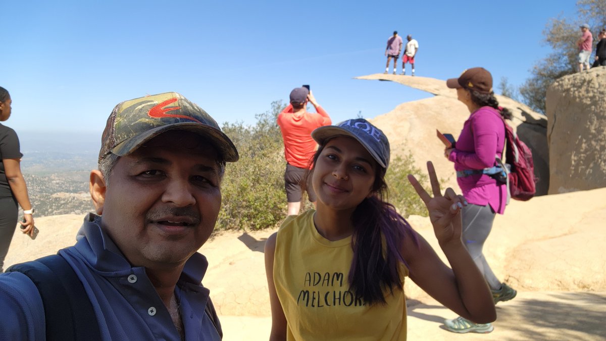 MyTechMusings's tweet photo. Hiked #MtWoodson #potatochip yesterday.. excellent #SanDiego weather..
Great #danamic range of #s22ultra front/selfie camera at display..
@SamsungMobileUS #GalaxyS22Ultra #GalaxyS22Series
#Powaylake https://t.co/Pk9TdhDNFL
