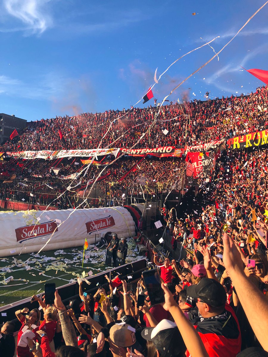 micaelanf's tweet photo. Un sentimiento, no traten de entenderlo 🔴⚫️⭐️ https://t.co/AlVfiYKEJn