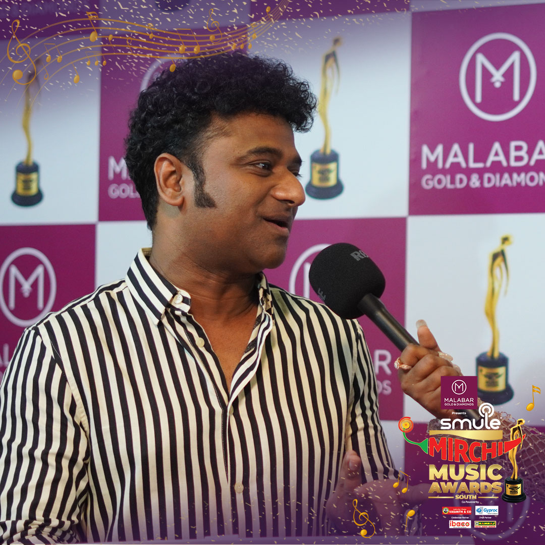 MirchiTamil983's tweet photo. Makalea!! Music Rockstar @thisisdsp is with us!

#MirchiMusicAwardsSouth #MMAsouth #SalutestheMusic #celebratingMusic #musicandmusicianstohonour https://t.co/FGU4mQIbJa